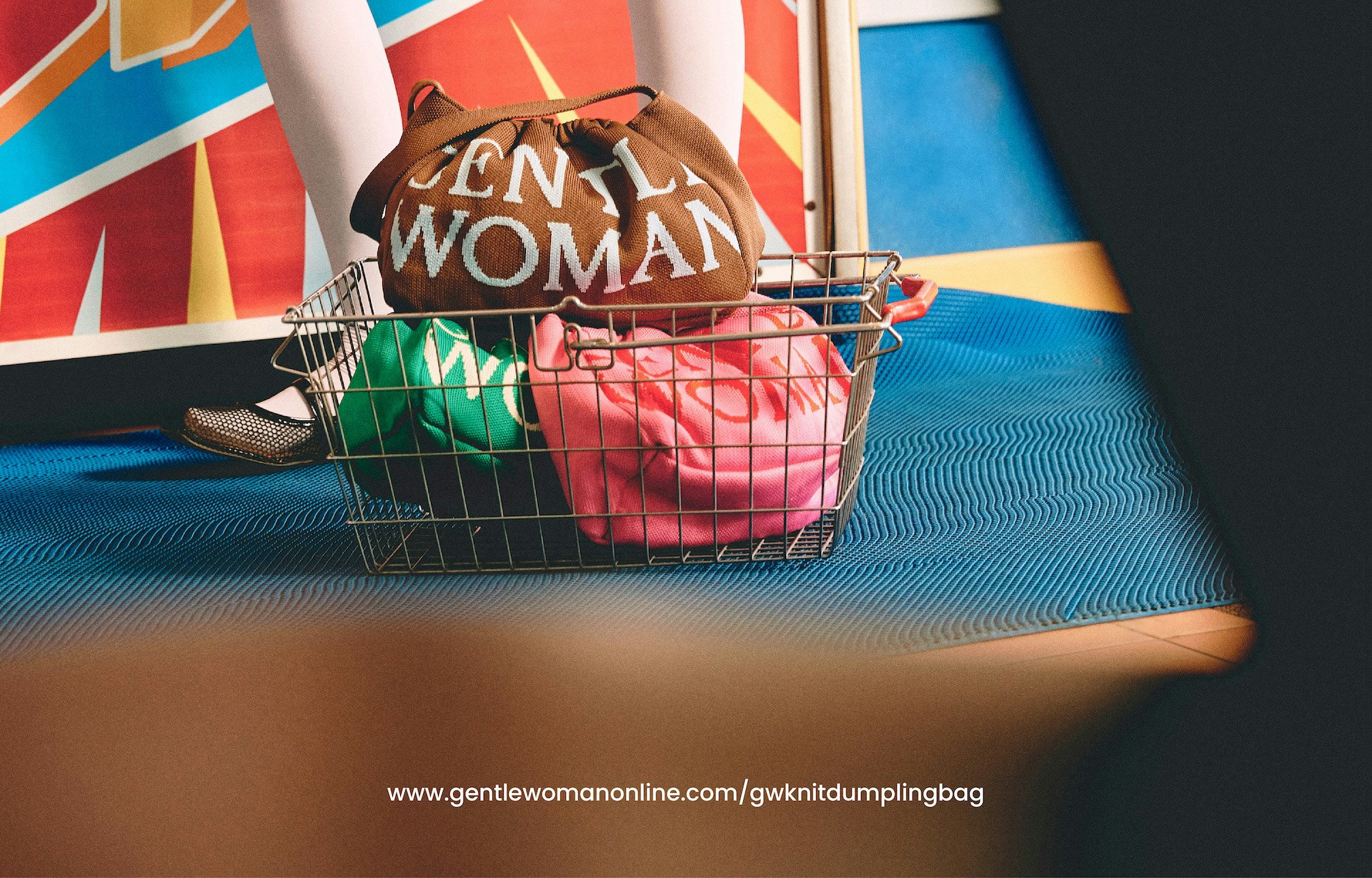 GENTLEWOMAN KNIT DUMPLING BAG-14