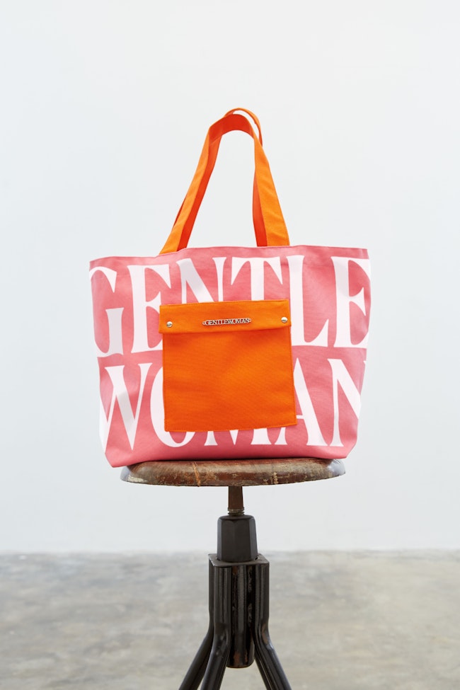 GW Painted Wall Tote - GBC019.2 - image