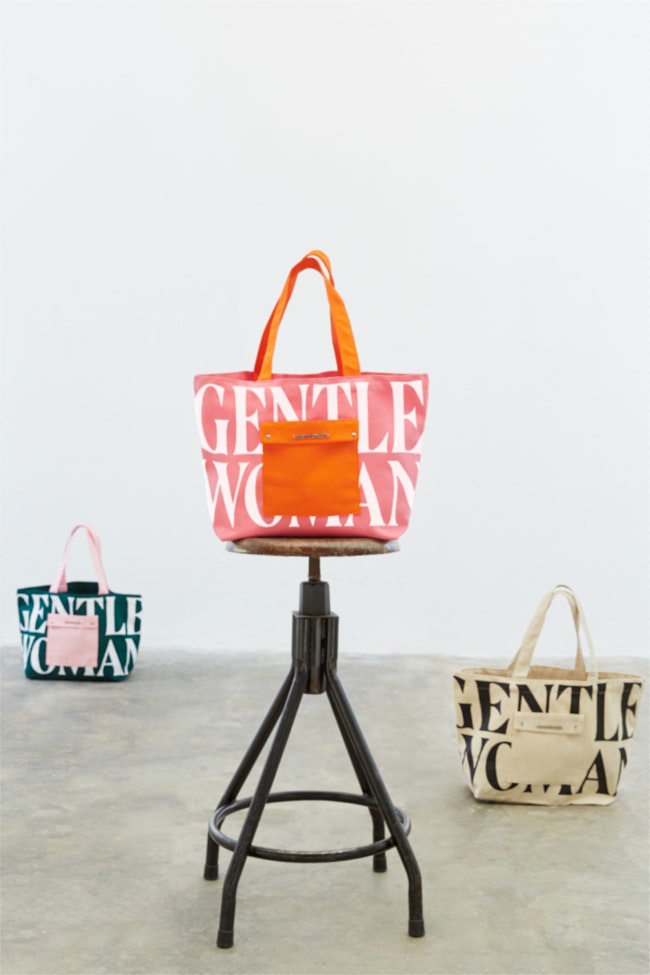 GW Painted Wall Tote - GBC019.2 - image