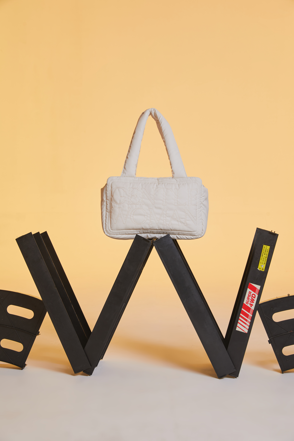 White Flag Bag GNB341 GENTLEWOMAN