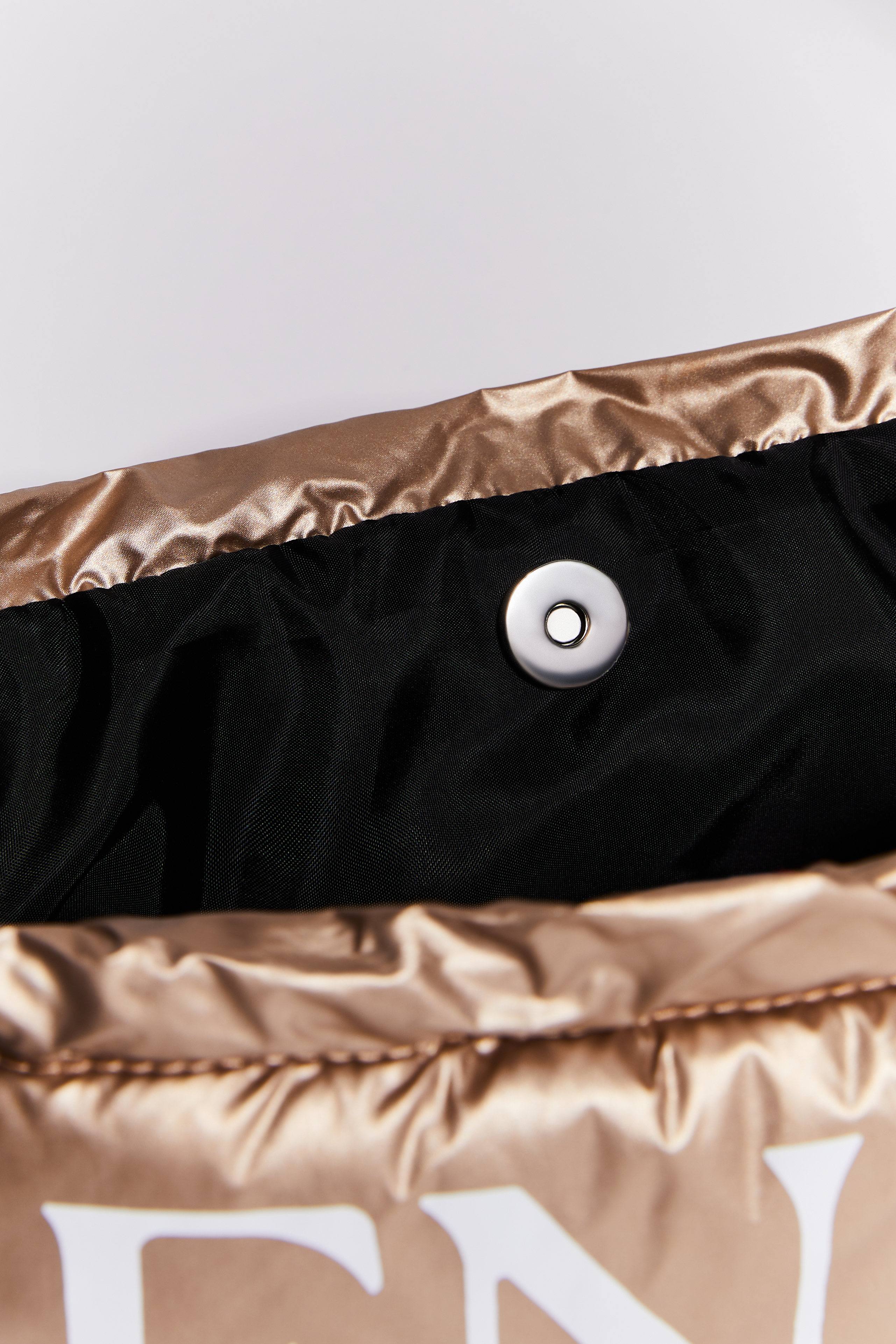 Gentlewoman Dumpling Bag : Golden Champagne-5