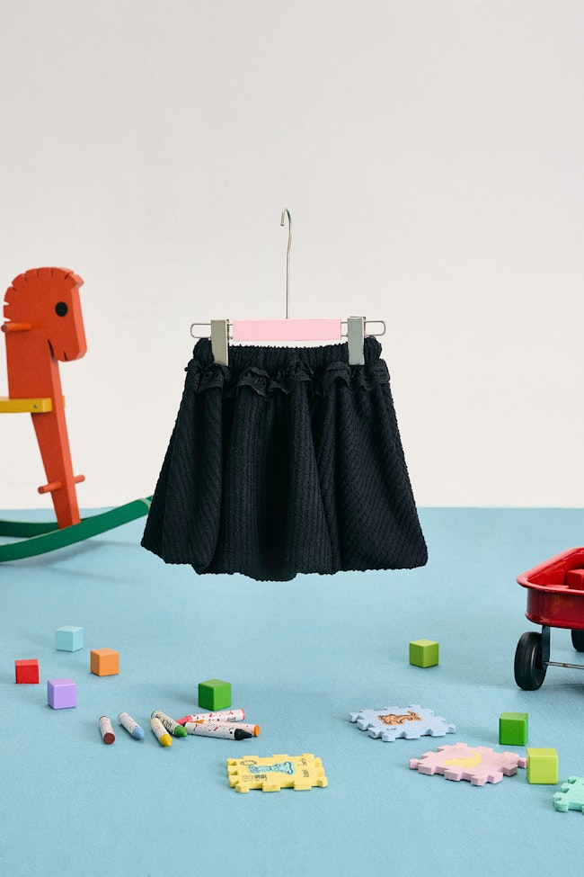 Noir Balloon Skirt - LMK020 - image