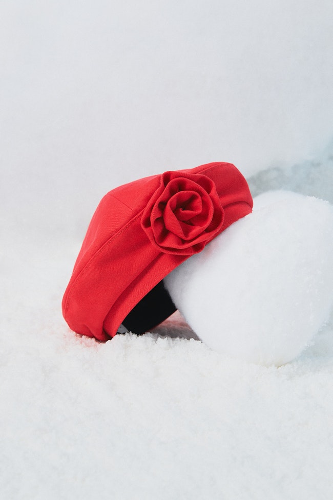 Icy Buds Beret Hat - LCH042 - image