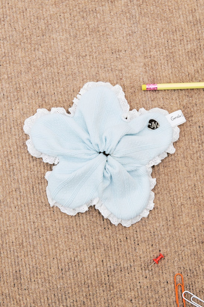 BluBelle Scrunchie - LCC021 - image