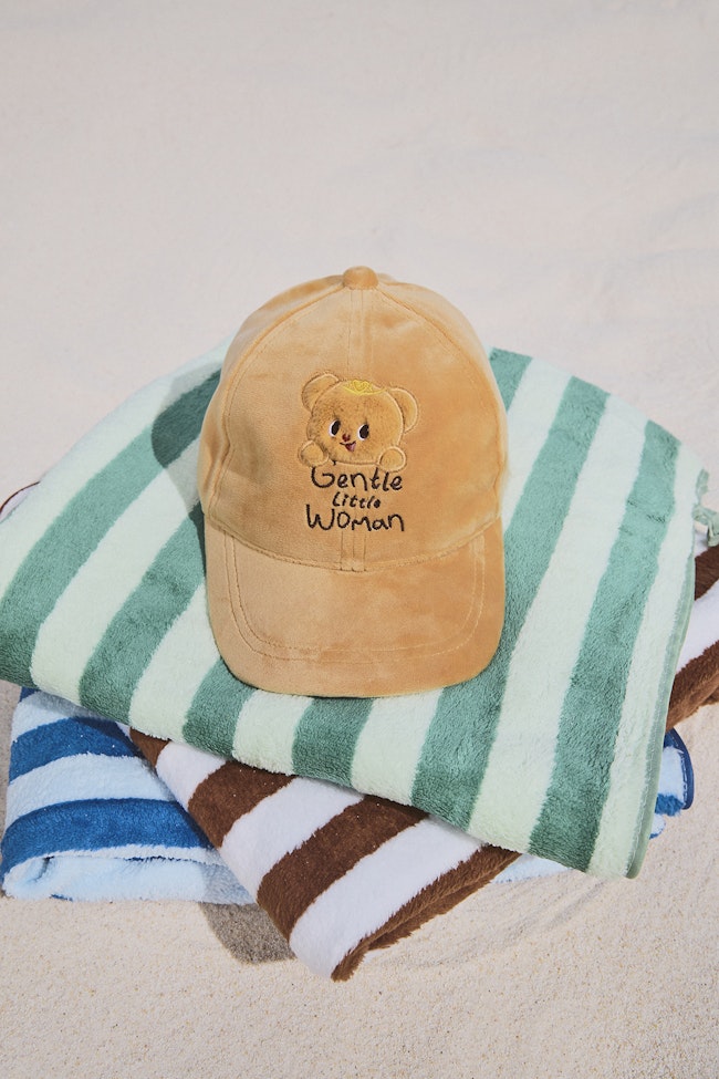 Butterbear Princess Fluffy Cap - LCH049 - image