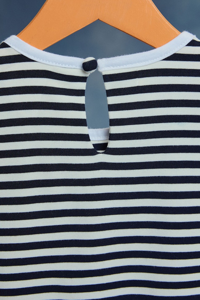 Sailor Snug Sleeveless Top - LW22053 - image