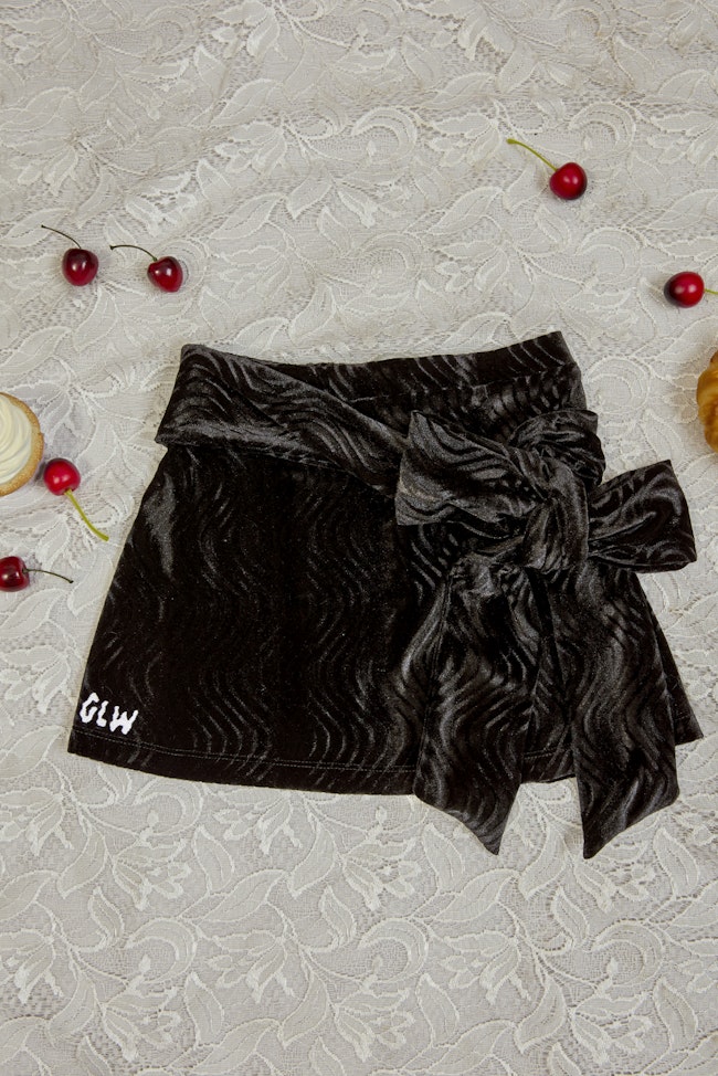 Gateau Noir Mini Skirt - LW22256 - image