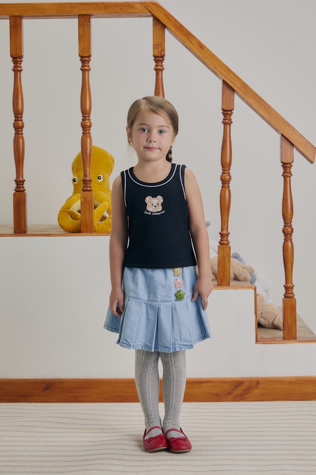 Glowdy Sleeveless Tank Top : Black - LW22396 - image