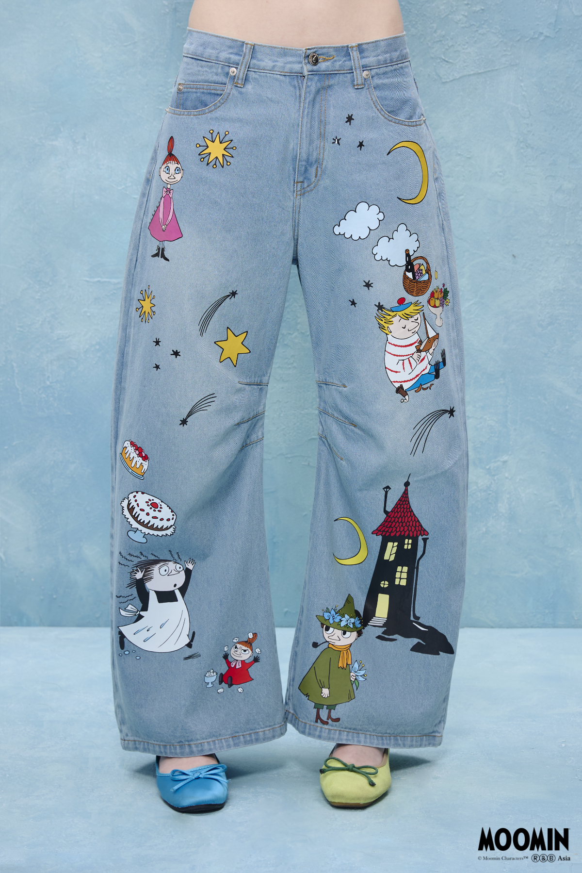 CHARACTERS STRAIGHT LEGGED JEANS - GW26278