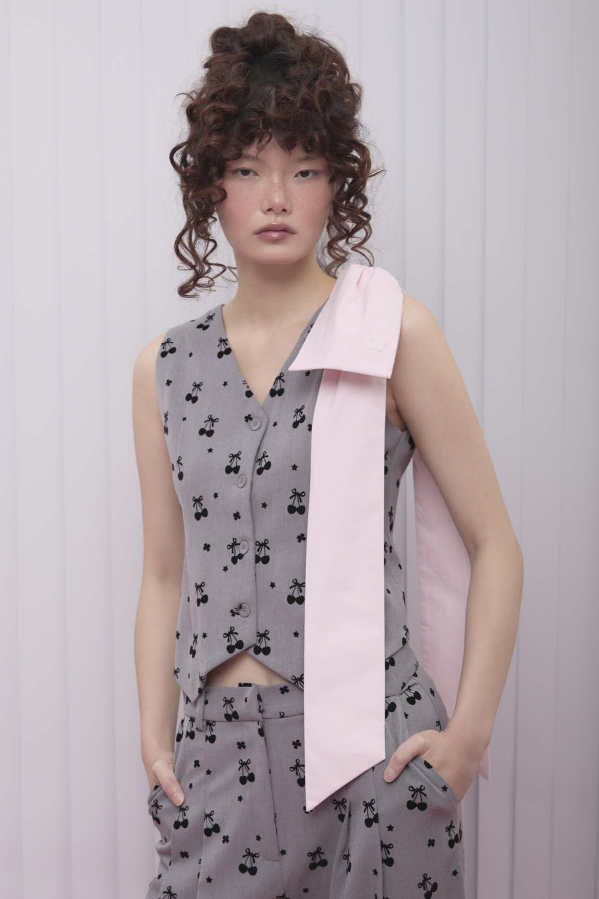 Mon Chéri Bow Vest - GW27038