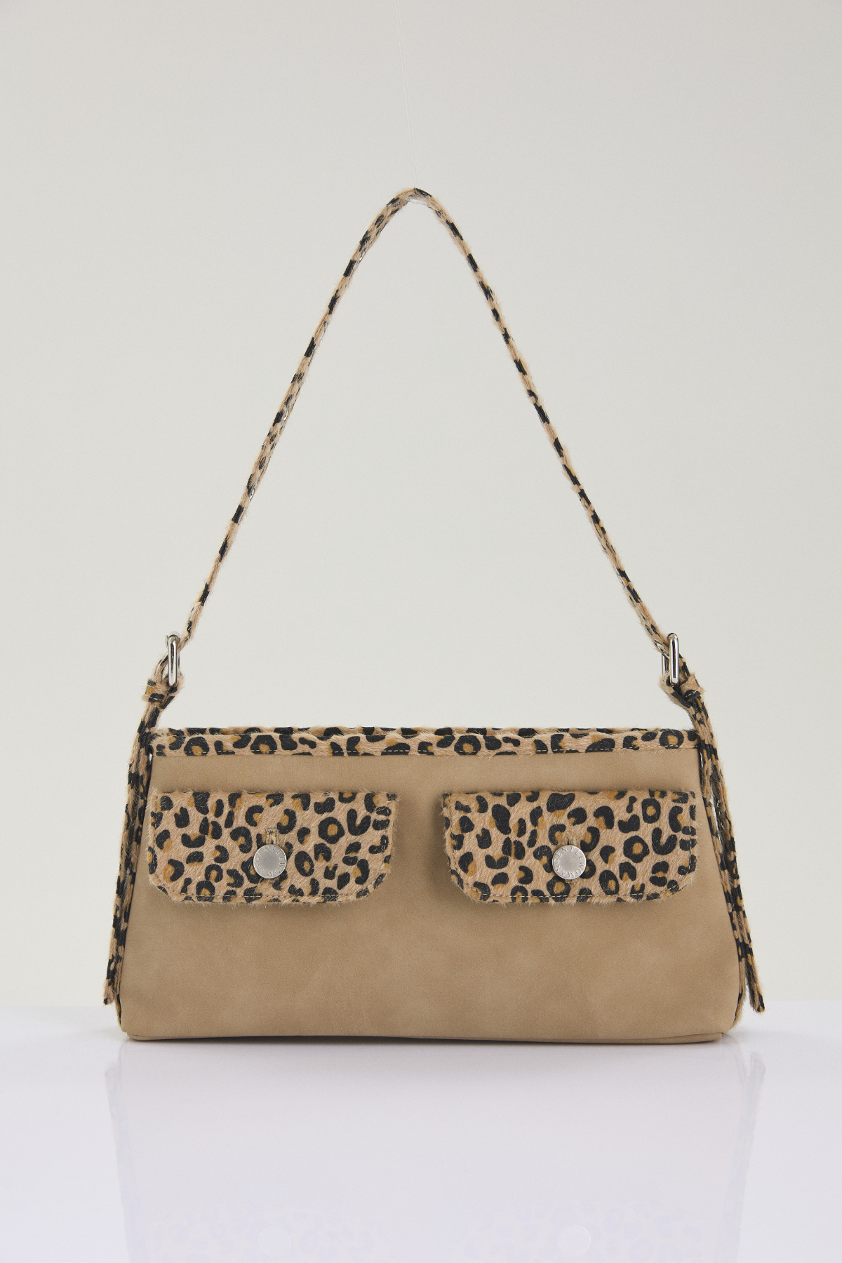 Concrete Leopard Shoulder Bag - GW27674