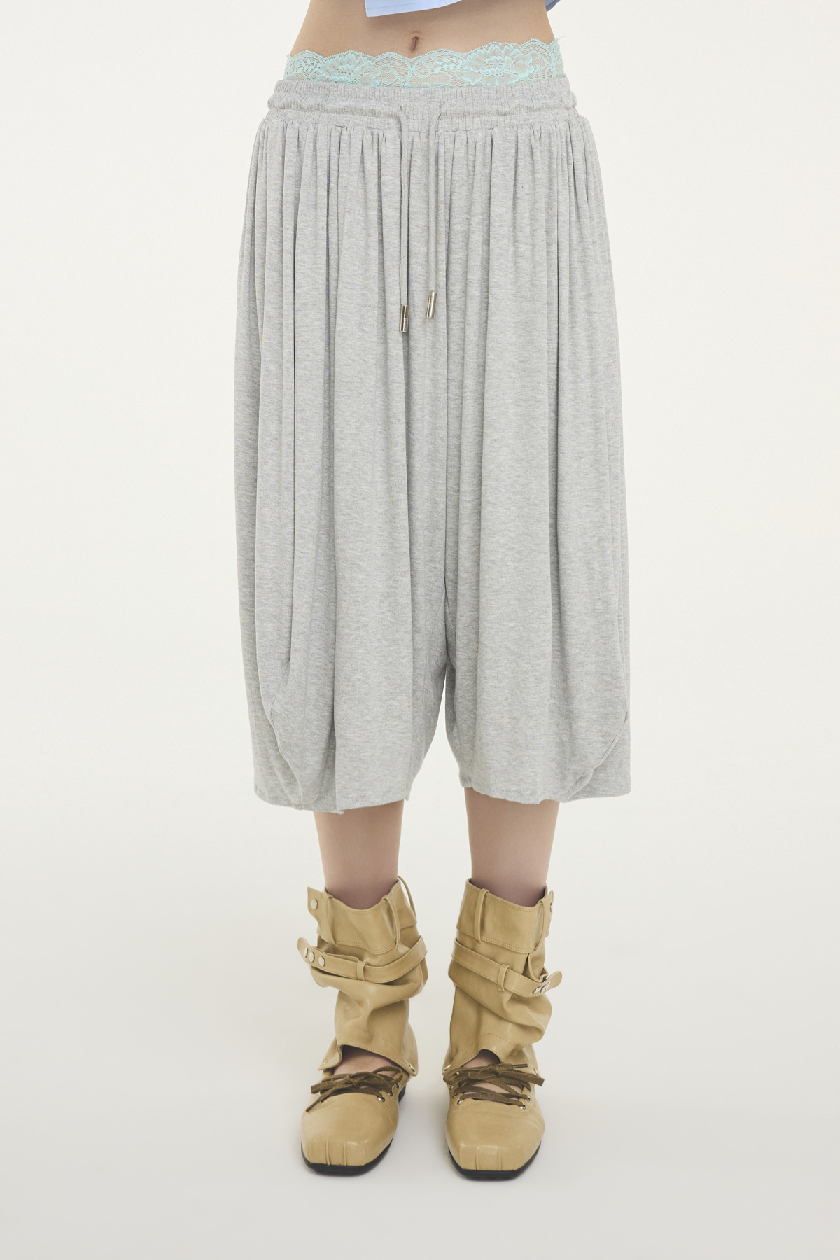 URBAN STREET JUMPER CAPRI PANTS - GW28473